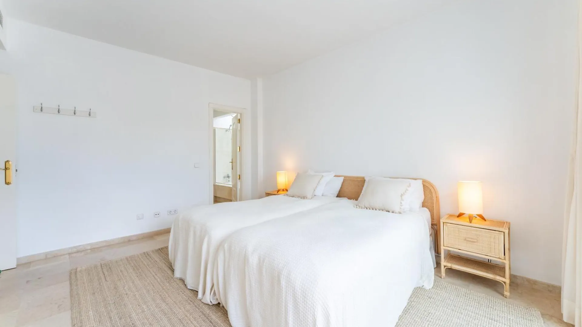 Palm Beach Beachfront Μαρμπέλλα 0*,  Ισπανία