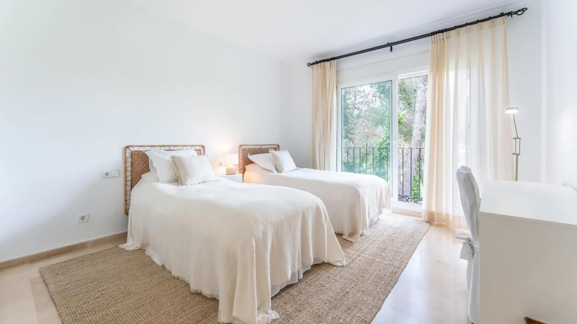 Palm Beach Beachfront 마르베야 스페인